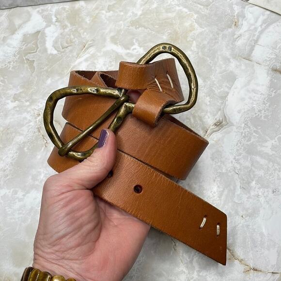 Unique handmade and hand tooled leather belt - Picture 1 of 5